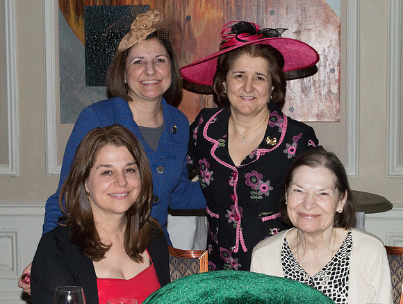 A MAD HATTERS LUNCHEON_048