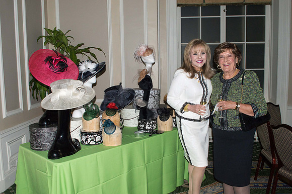 A MAD HATTERS LUNCHEON_012