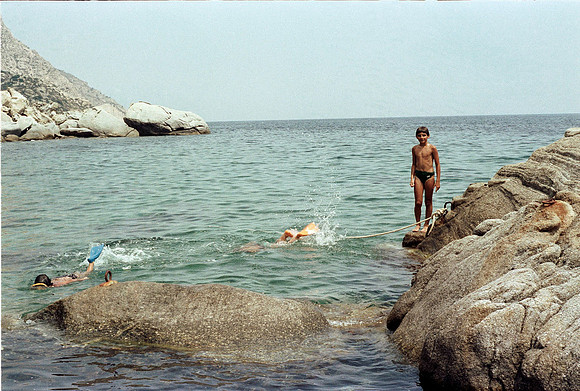 ROLL 4 HONEYMOON, MANGANNITTI AT AVGERI'S HOUSE GR 1983_21