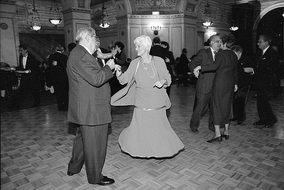 ROLL 3, NHM, THREADS OF TRADITION GALA, 10-04-1996_31