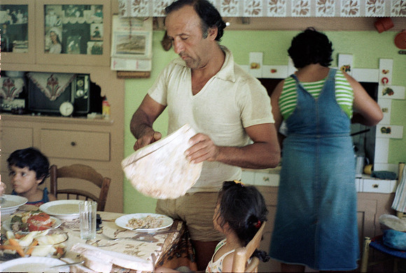 ROLL 4 HONEYMOON, MANGANNITTI AT AVGERI'S HOUSE GR 1983_03