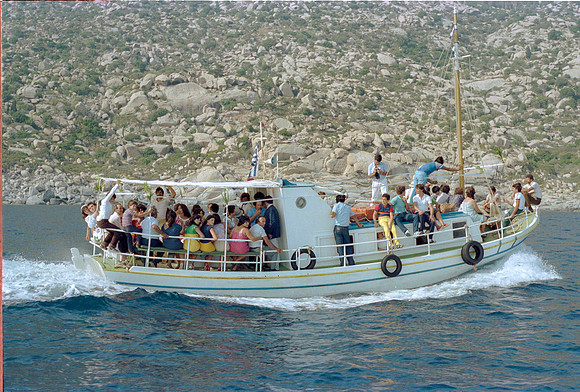 ROLL 6 WEDDING IN MANGANNITTI YALO IKARIA GR 1983_20A